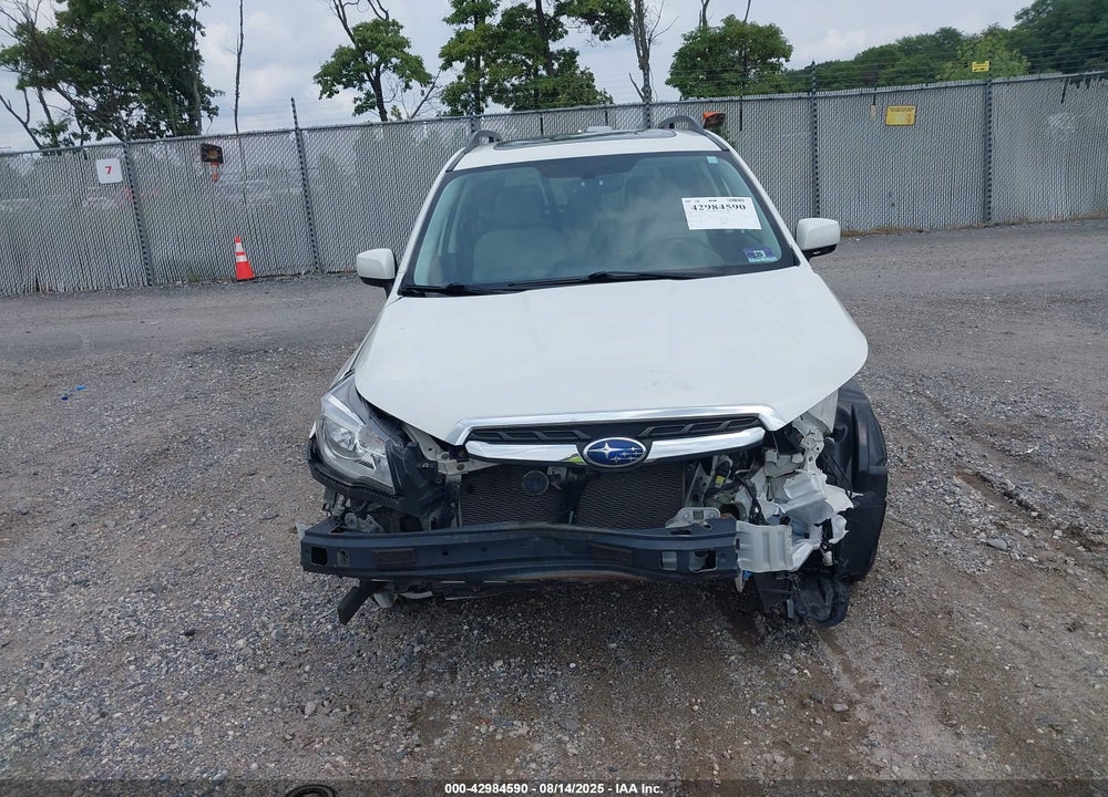 2018 SUBARU FORESTER VIN: JF2SJAEC1JH455670