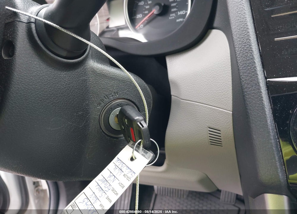 2018 SUBARU FORESTER VIN: JF2SJAEC1JH455670