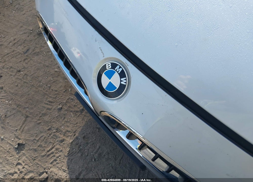 2016 BMW 3 SERIES VIN: WBA8E7C57GK572893