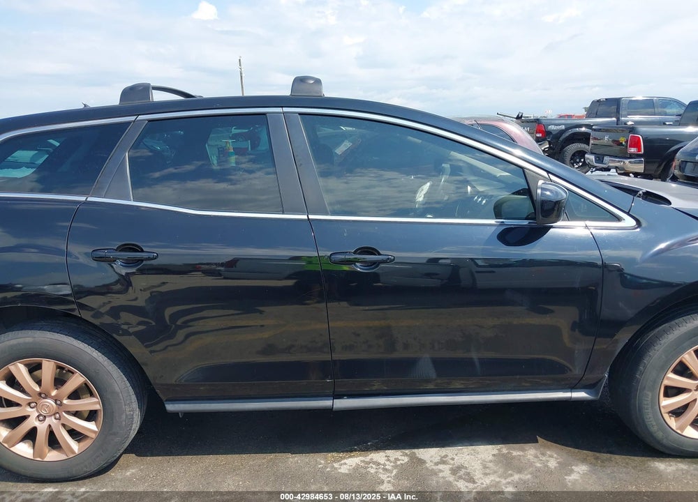 2011 MAZDA CX-7 I SPORT VIN: JM3ER2B51B0375681