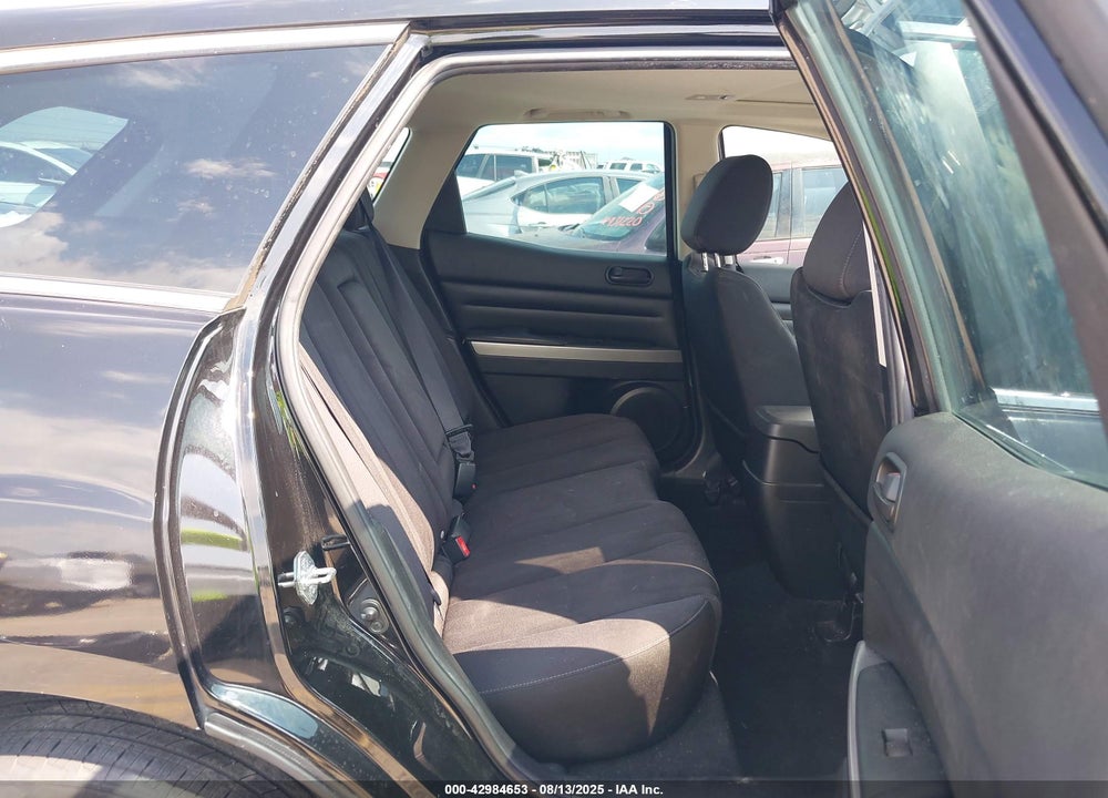 2011 MAZDA CX-7 I SPORT VIN: JM3ER2B51B0375681