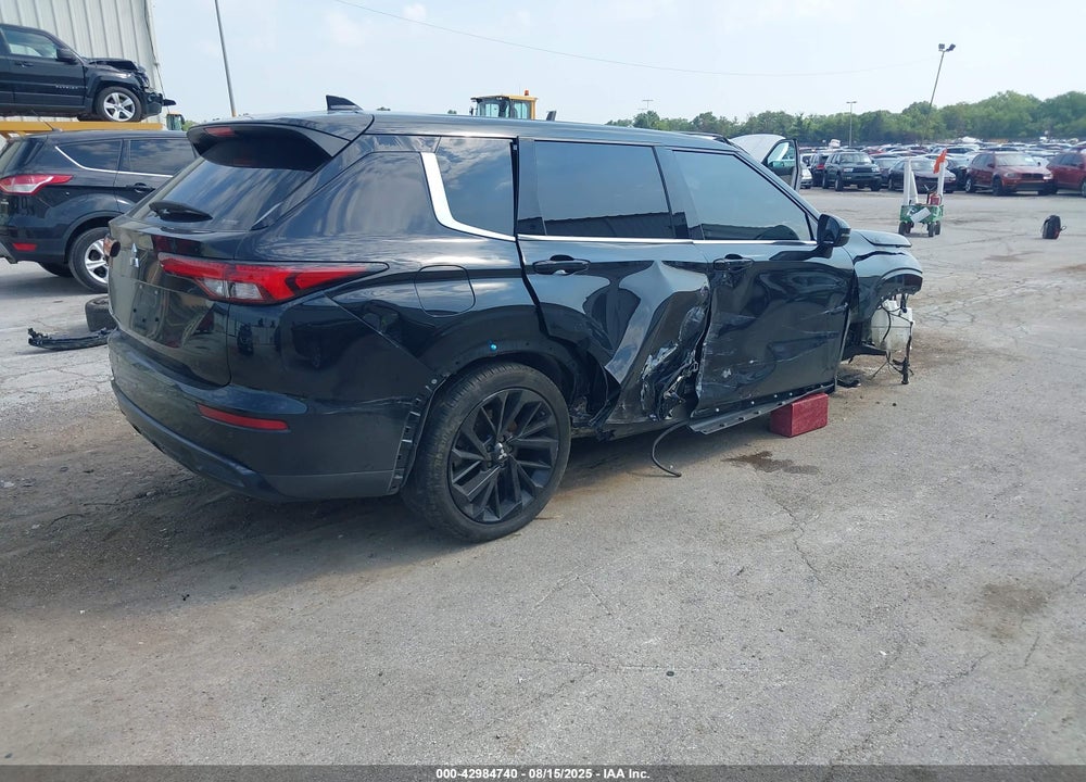 2022 MITSUBISHI OUTLANDER VIN: JA4J4UA81NZ080698