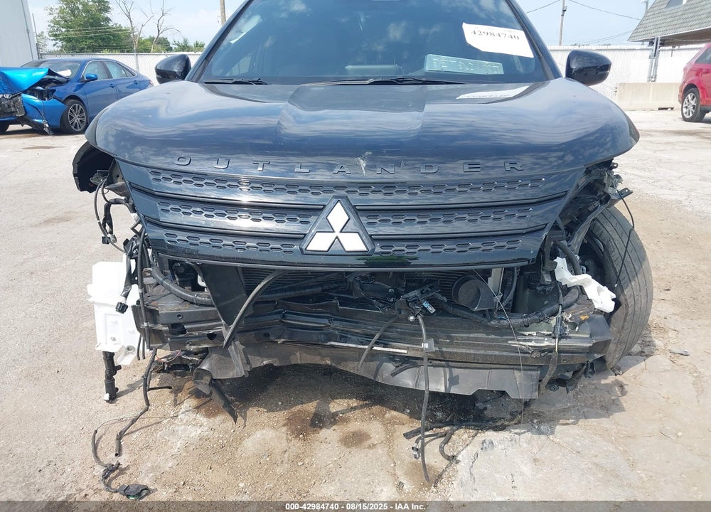 2022 MITSUBISHI OUTLANDER VIN: JA4J4UA81NZ080698