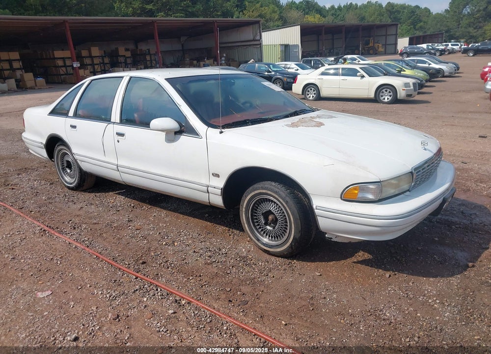 1994 CHEVROLET CAPRICE CLASSIC LS VIN: 1G1BN52W4RR110415