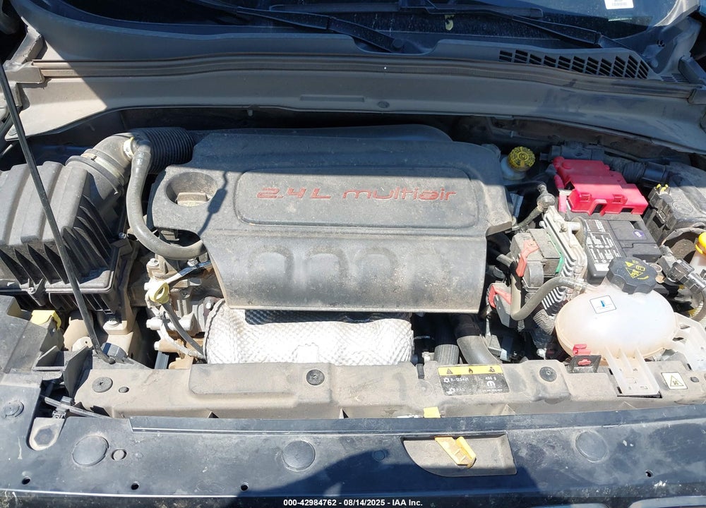 2021 JEEP RENEGADE LATITUDE FWD VIN: ZACNJCBB9MPM65361