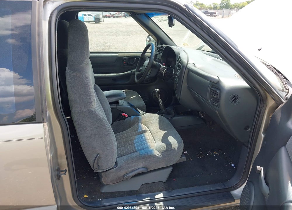 2000 CHEVROLET S-10 LS VIN: 1GCCS195XYK237767