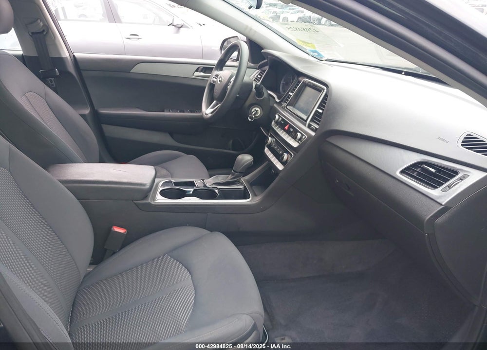 2018 HYUNDAI SONATA VIN: 5NPE24AF8JH706549