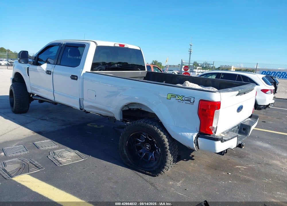 2018 FORD F-250 VIN: 1FT7W2B64JEB26408