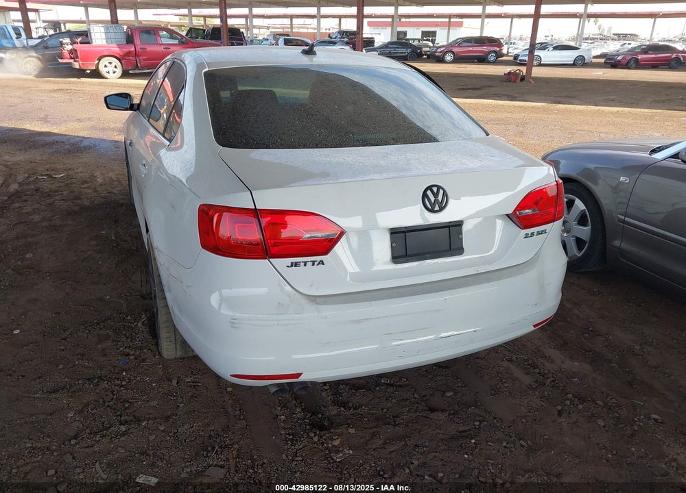 2013 VOLKSWAGEN JETTA VIN: 3VWLX7AJ1DM398764