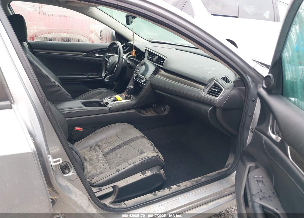2019 HONDA CIVIC VIN: 19XFC1F70KE010288