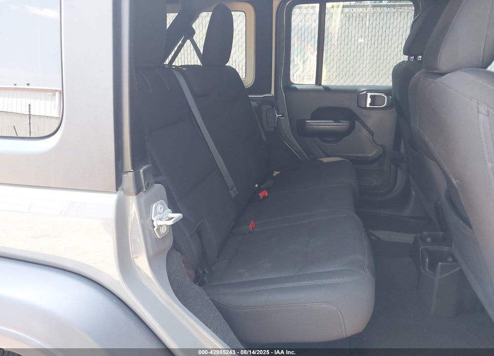 2019 JEEP WRANGLER UNLIMITED SPORT S 4X4 VIN: 1C4HJXDG8KW535173