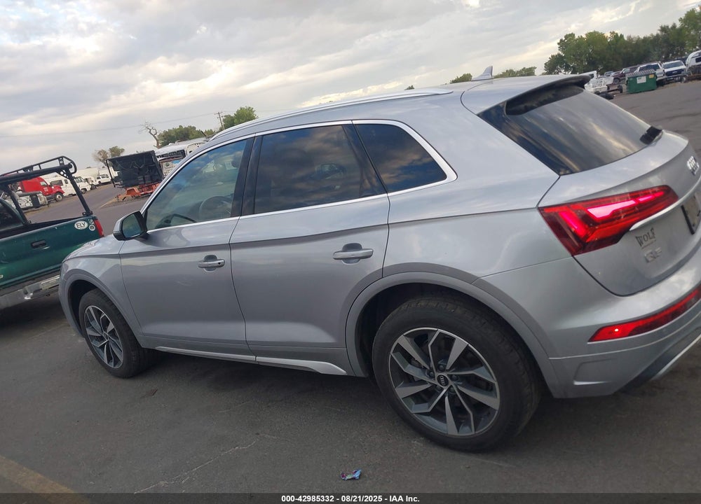 2021 AUDI Q5 VIN: WA1AAAFY6M2070689