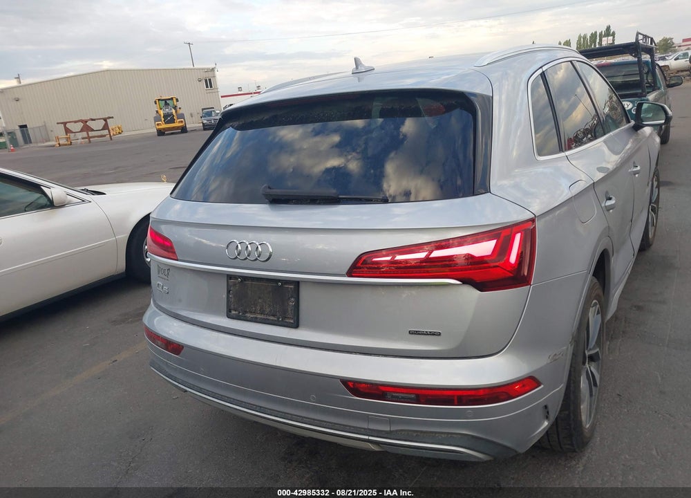 2021 AUDI Q5 VIN: WA1AAAFY6M2070689