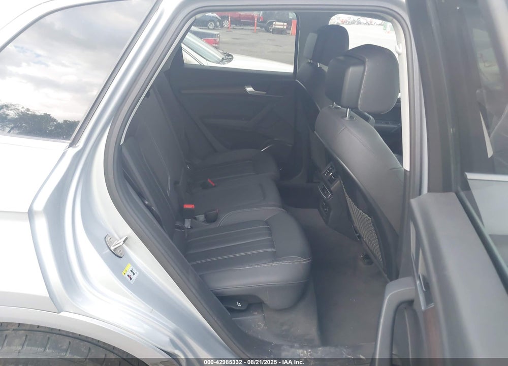 2021 AUDI Q5 VIN: WA1AAAFY6M2070689