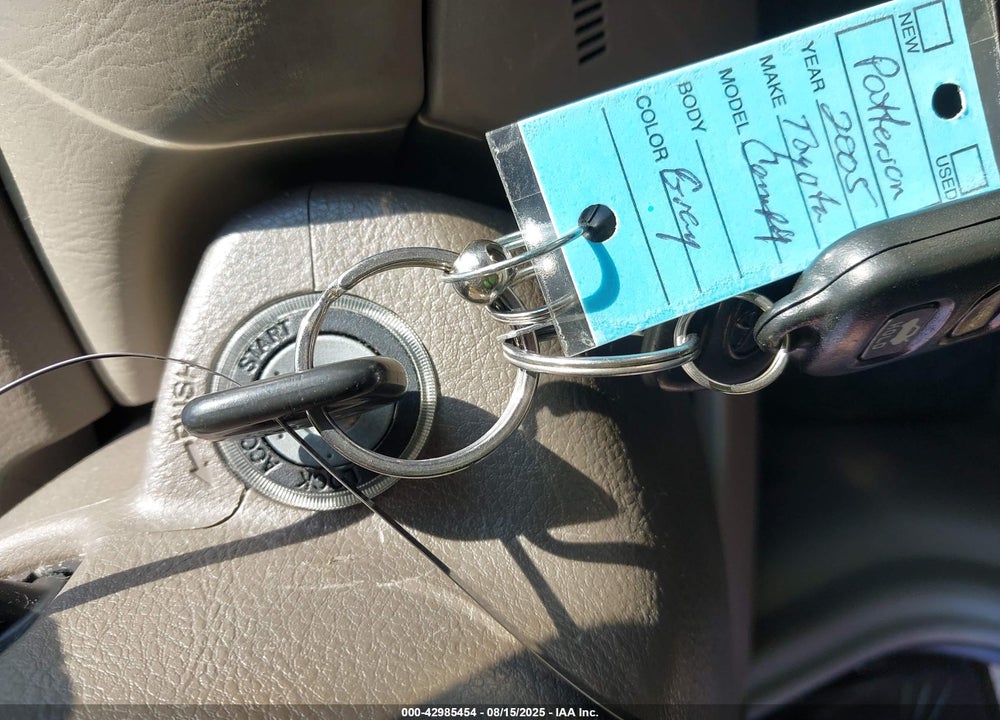 2005 TOYOTA CAMRY LE VIN: 4T1BE32K35U953095
