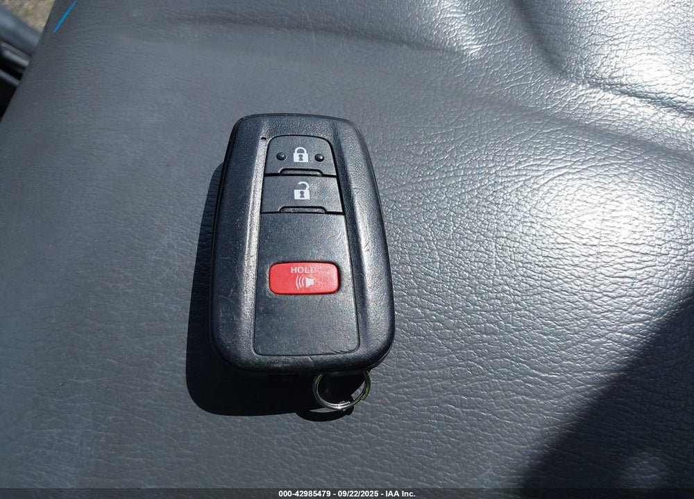 2021 TOYOTA C-HR VIN: NMTKHMBX8MR133996