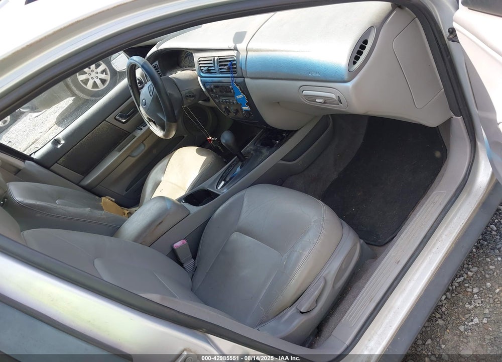 2001 FORD TAURUS SES VIN: 1FAFP55U01A276078