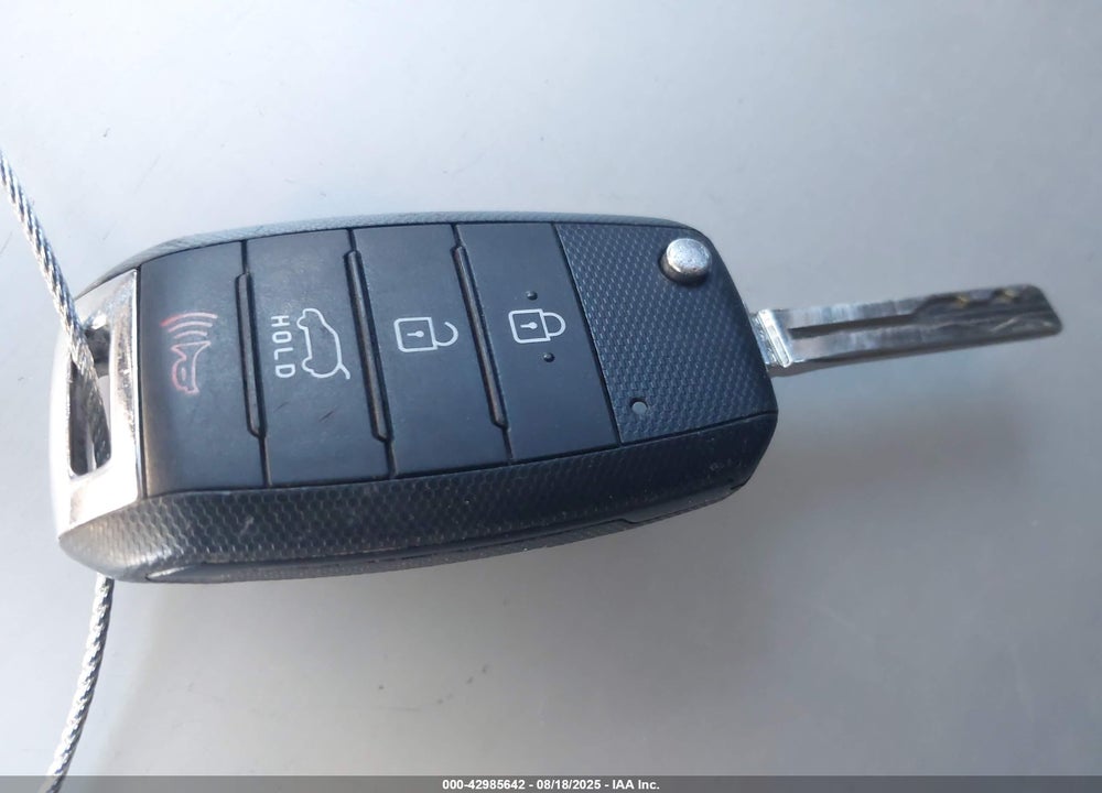 2014 KIA SPORTAGE VIN: KNDPBCAC2E7604828
