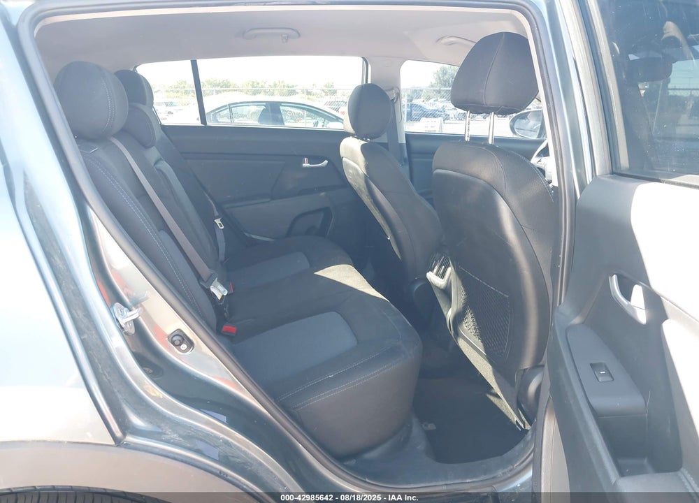 2014 KIA SPORTAGE VIN: KNDPBCAC2E7604828