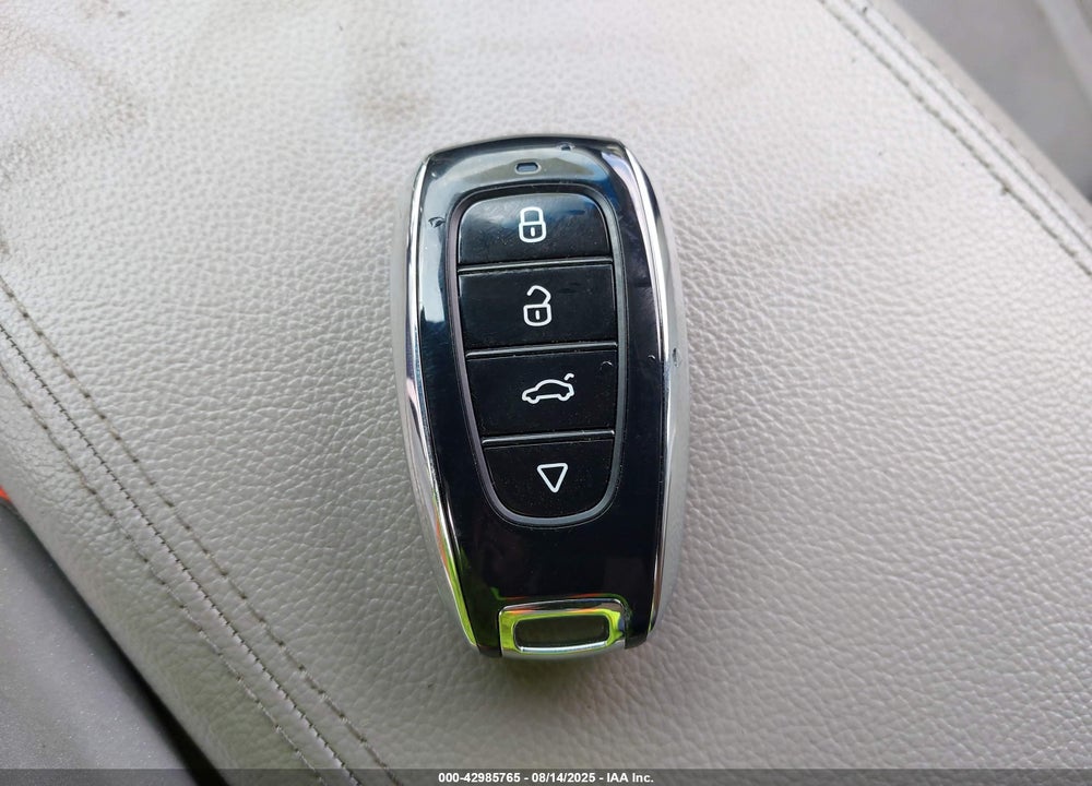 2018 HYUNDAI SONATA VIN: 5NPE34AF4JH611709