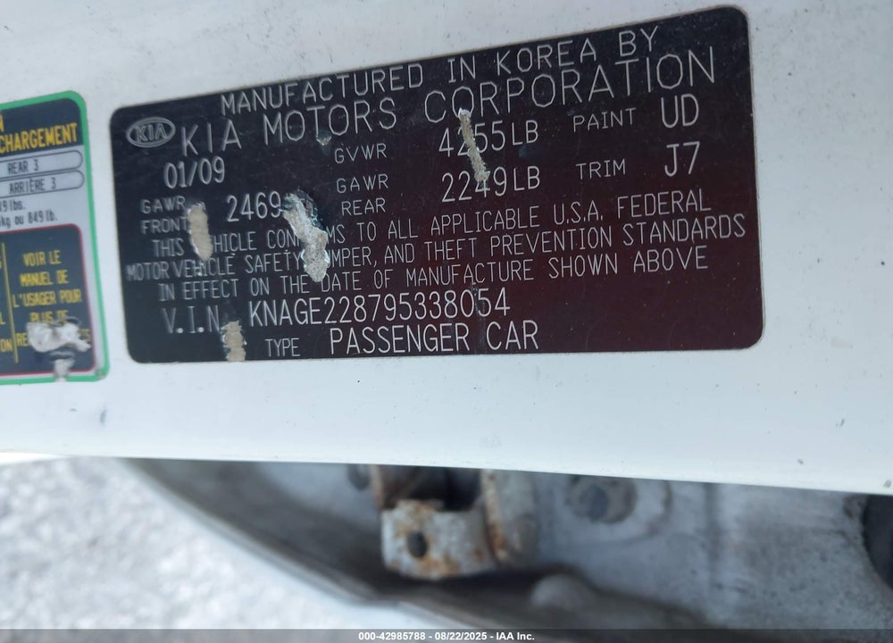 2009 KIA OPTIMA VIN: KNAGE228795338054
