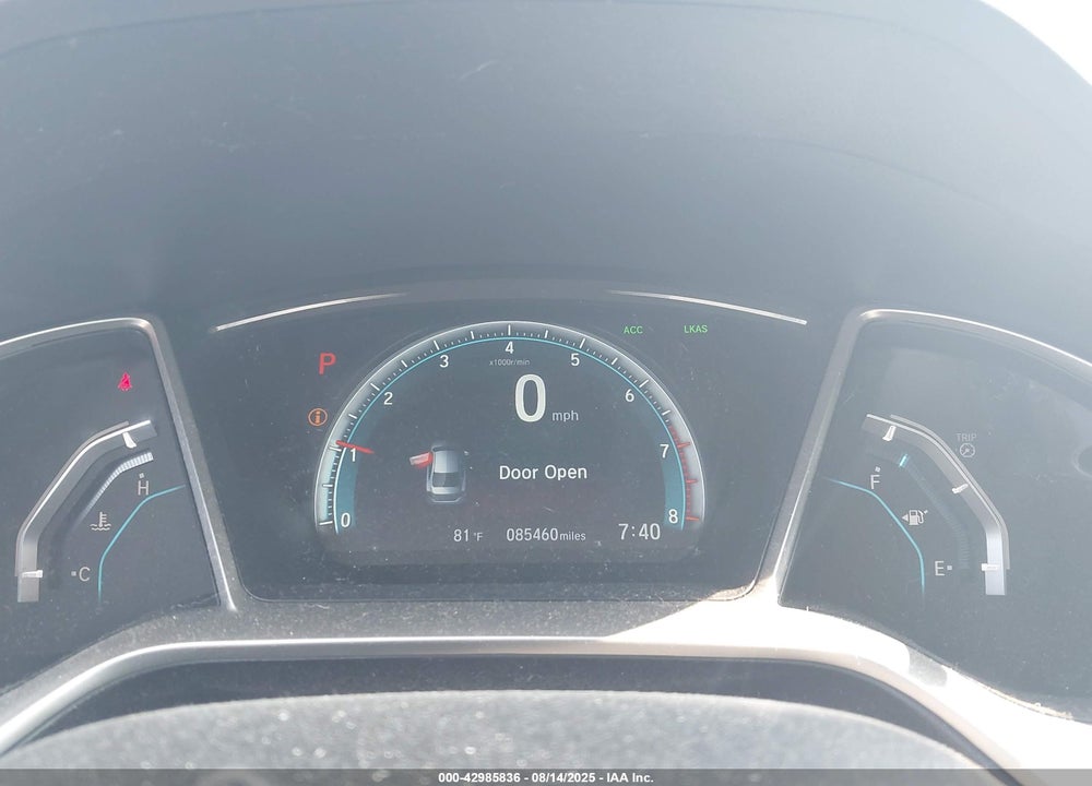 2018 HONDA CIVIC VIN: 2HGFC2F83JH526146