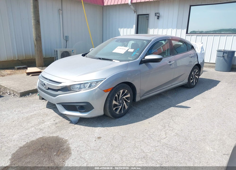 2018 HONDA CIVIC VIN: 2HGFC2F83JH526146