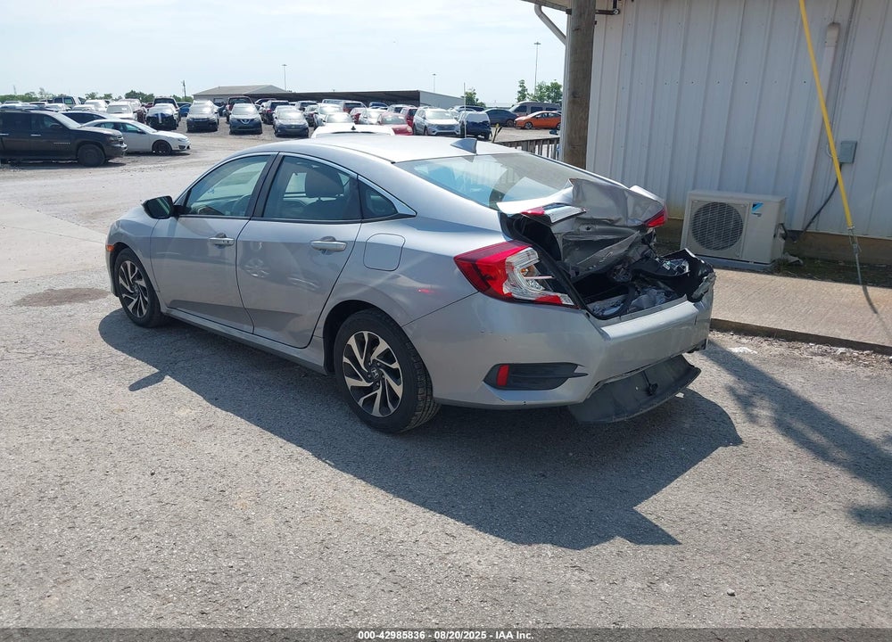 2018 HONDA CIVIC VIN: 2HGFC2F83JH526146