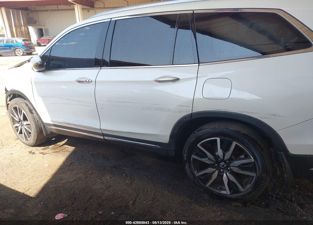 2019 HONDA PILOT VIN: 5FNYF5H93KB030647