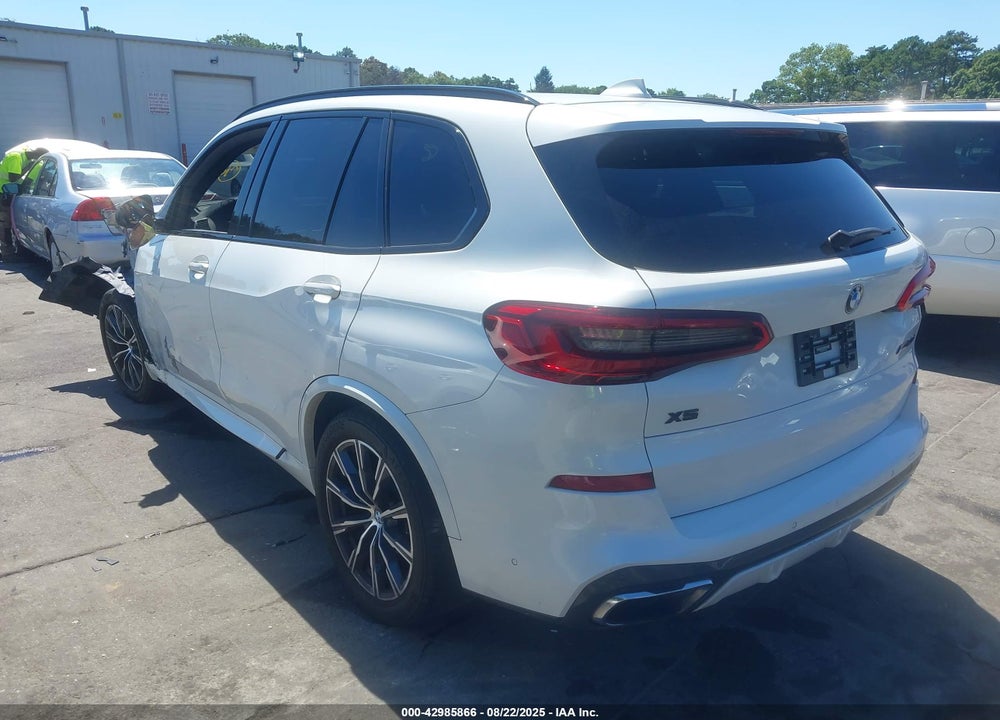 2019 BMW X5 VIN: 5UXJU2C56KLB15331