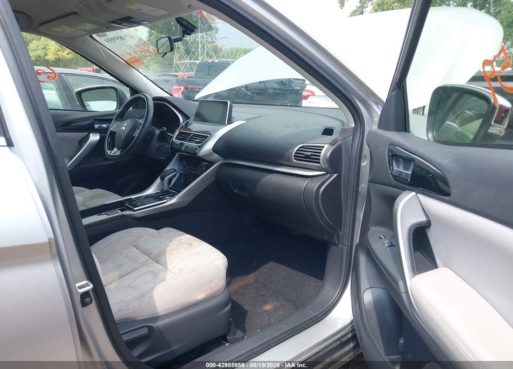 2018 MITSUBISHI ECLIPSE VIN: JA4AT5AA7JZ070666
