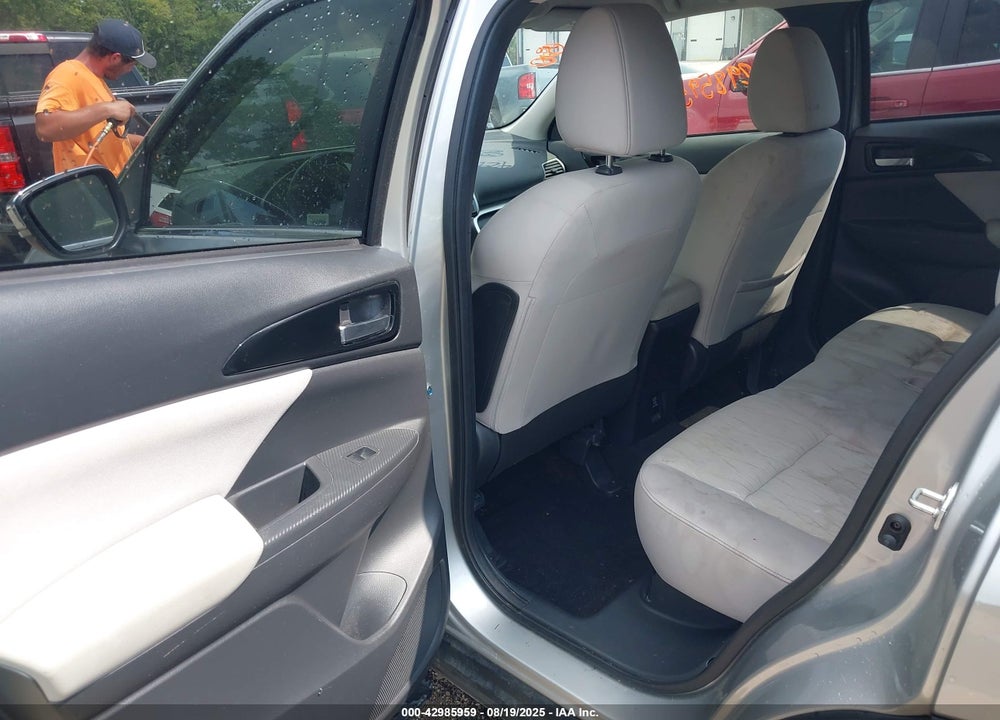 2018 MITSUBISHI ECLIPSE VIN: JA4AT5AA7JZ070666