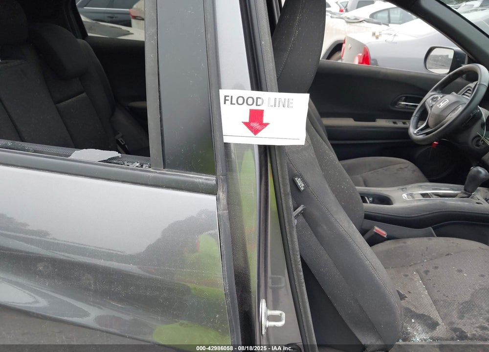 2022 HONDA HR-V VIN: 3CZRU6H1XNM754257