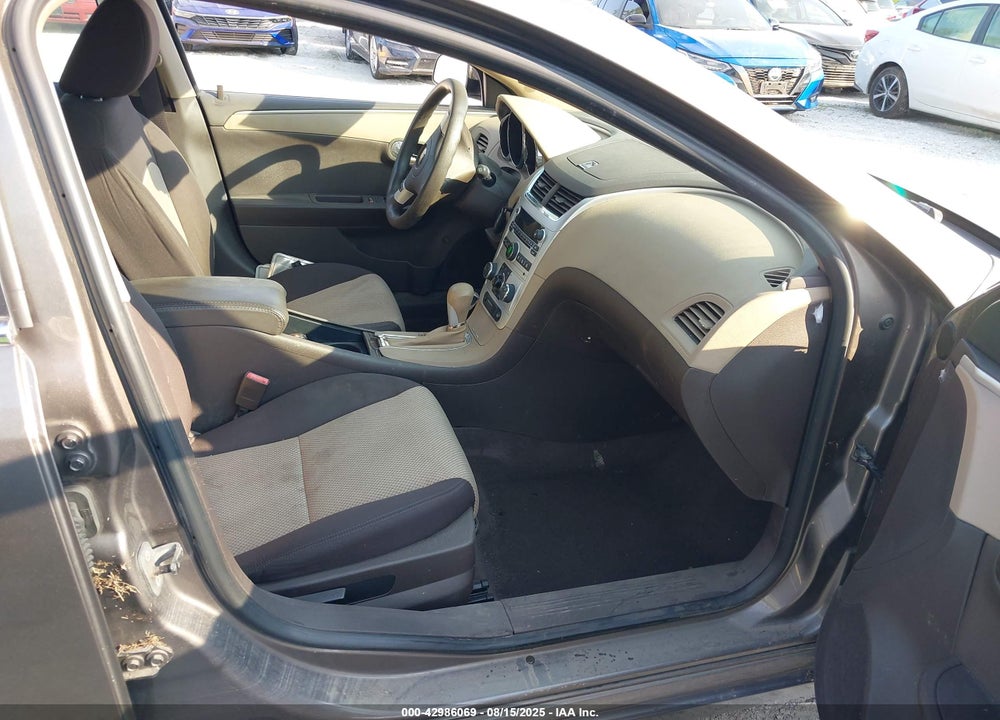 2011 CHEVROLET MALIBU VIN: 1G1ZB5E1XBF311458