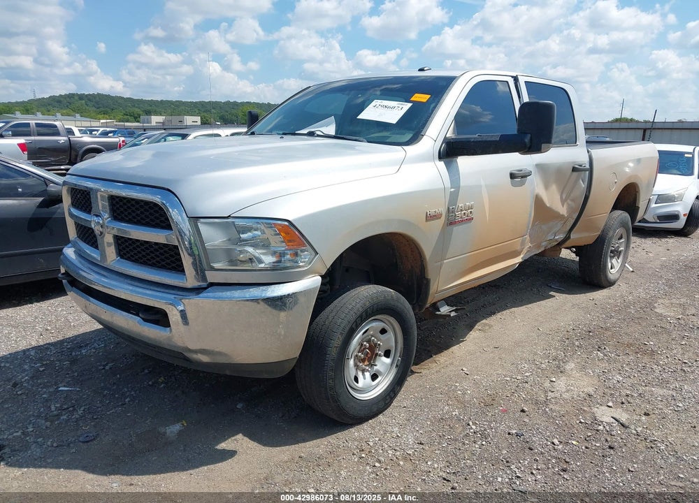 2015 RAM 2500 VIN: 3C6TR5CT3FG651415