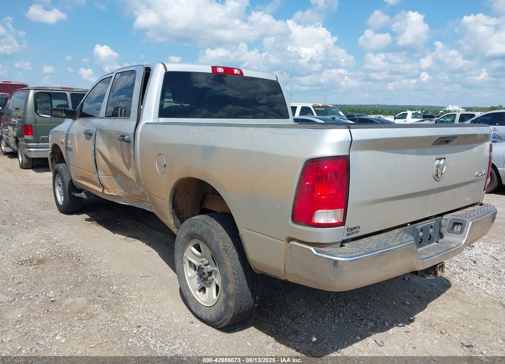 2015 RAM 2500 VIN: 3C6TR5CT3FG651415
