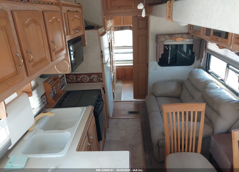 2004 CARD CAMPER VIN: 4X4FCAL254G082075
