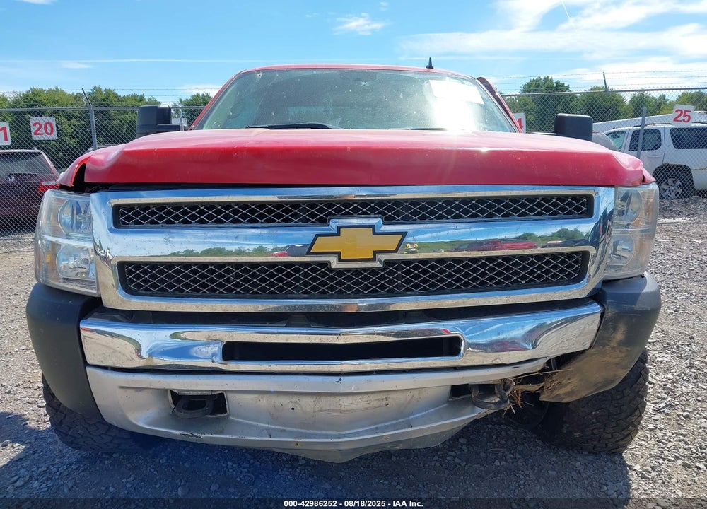 2013 CHEVROLET SILVERADO 1500 LT VIN: 1GCRKSE74DZ384403