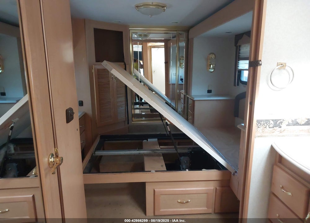 2004 FREIGHTLINER CHASSIS X LINE MOTOR HOME VIN: 4UZAAHDCX4CN53128
