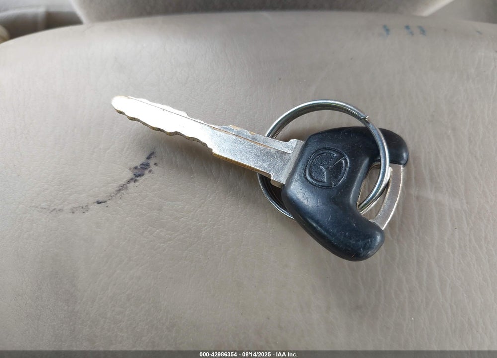 2002 MAZDA PROTEGE DX/ES/LX VIN: JM1BJ226321549420