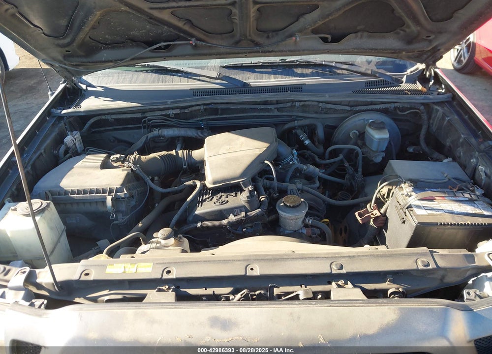 2008 TOYOTA TACOMA VIN: 5TENX22N18Z589125