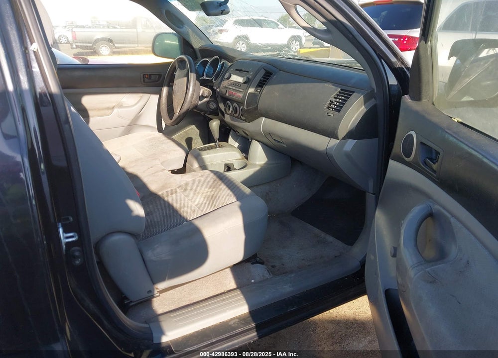 2008 TOYOTA TACOMA VIN: 5TENX22N18Z589125