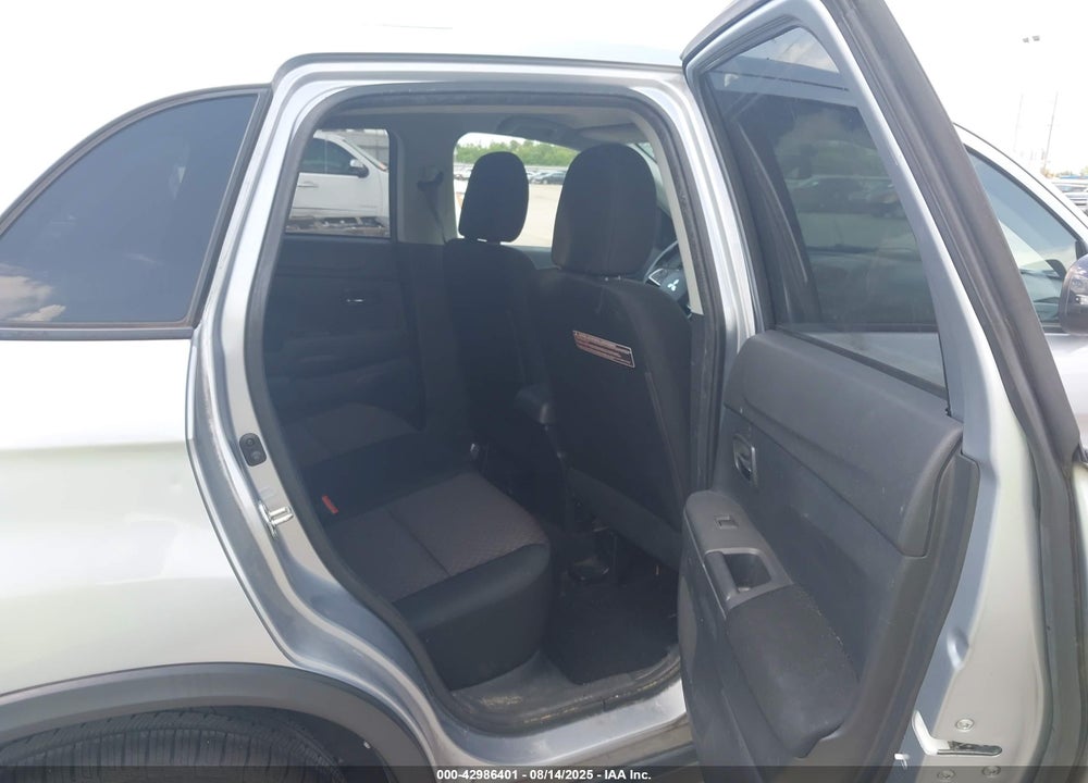 2017 MITSUBISHI OUTLANDER SPORT VIN: JA4AP3AU2HZ068868