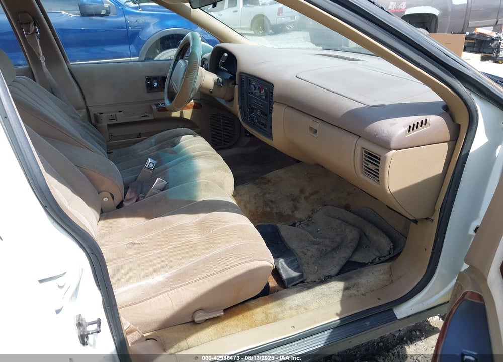 1994 CHEVROLET CAPRICE CLASSIC VIN: 1G1BL52W0RR197817
