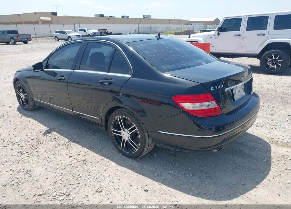 2010 MERCEDES-BENZ C 300 LUXURY 4MATIC VIN: WDDGF8BB4AF480624