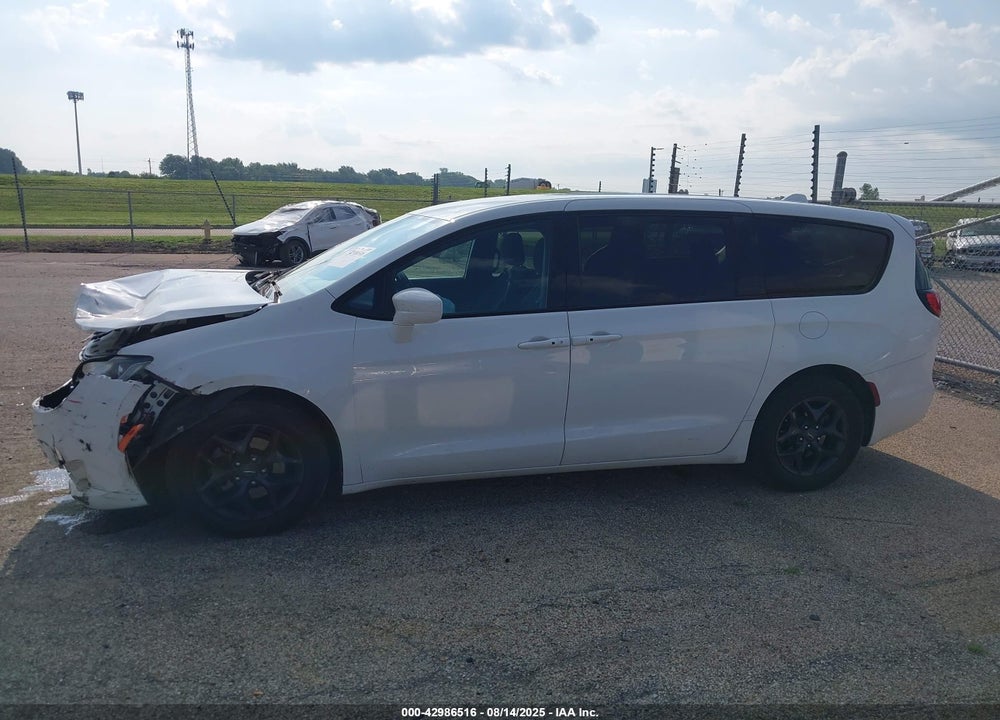 2019 CHRYSLER PACIFICA TOURING PLUS VIN: 2C4RC1FG6KR657970