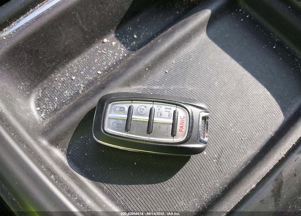 2019 CHRYSLER PACIFICA TOURING PLUS VIN: 2C4RC1FG6KR657970