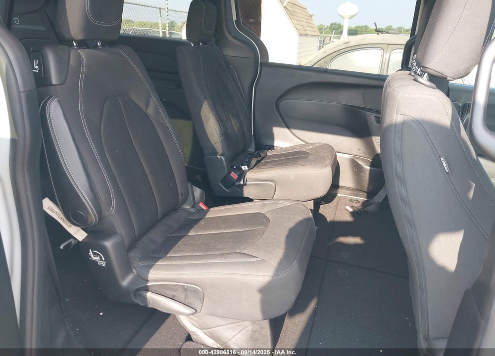 2019 CHRYSLER PACIFICA TOURING PLUS VIN: 2C4RC1FG6KR657970
