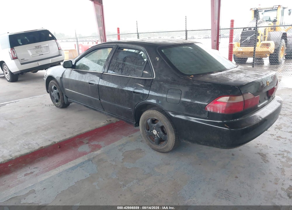 1999 HONDA ACCORD EX VIN: 1HGCG5650XA065865