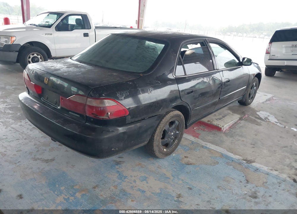 1999 HONDA ACCORD EX VIN: 1HGCG5650XA065865
